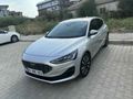 Sahibinden tertemiz değişensiz düşük km hatchback focus