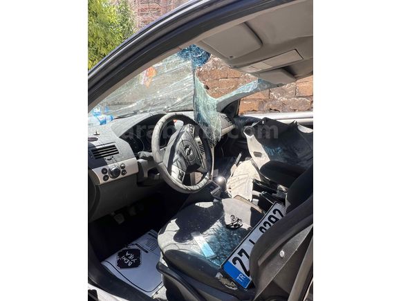 Düşük km kazalı 1.3 CTDi  Opel Astra 