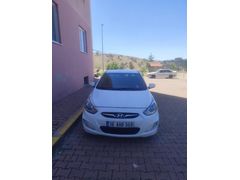 Sahibinden Hyundai Accent Blue 1.6 CRDI Mode 2013 Model Kayseri 191.000 km Beyaz