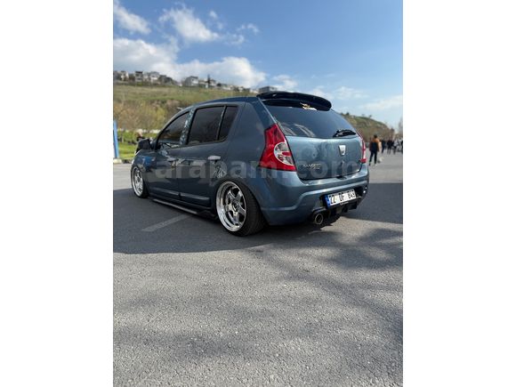 Göz bebeği Dacia Sandero 1.4 Laureate 