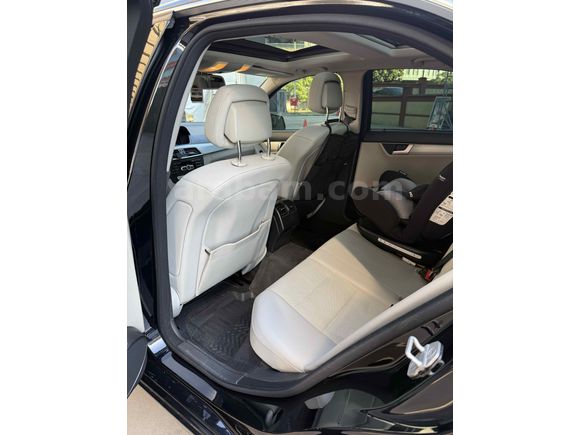 TEMİZ BAKIMLI EKSİKSİZ MERCEDES 