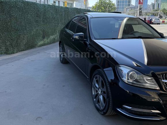 TEMİZ BAKIMLI EKSİKSİZ MERCEDES 