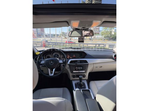 TEMİZ BAKIMLI EKSİKSİZ MERCEDES 