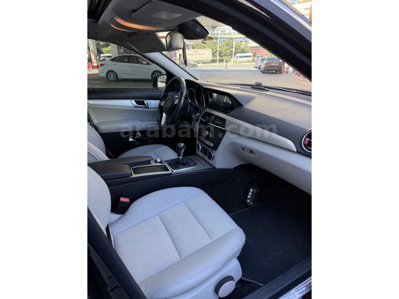 TEMİZ BAKIMLI EKSİKSİZ MERCEDES 