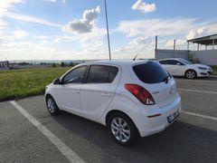 Sahibinden Hyundai i20 1.2 D-CVVT Sense 2013 Model  176.000 km Beyaz