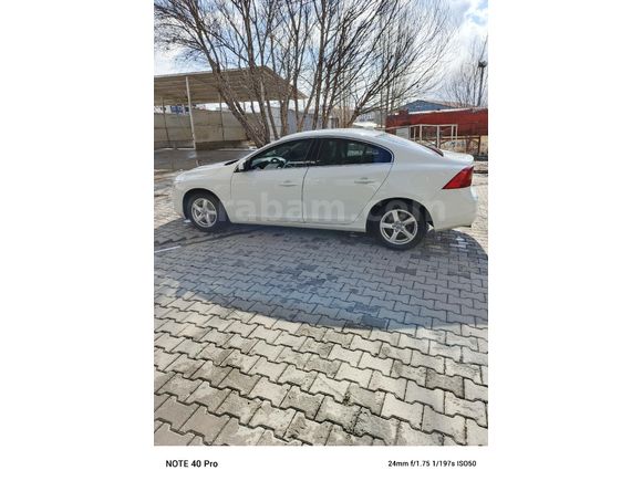 Sahibinden Volvo S60 1.6 D Advance 2014 Model