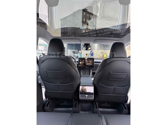 Sahibinden Tesla Model Y Standart (Juniper) 2025 Model  24.000 km Beyaz