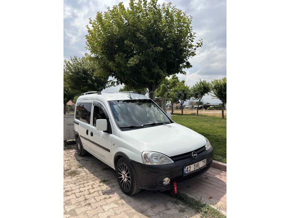 OTOMOBİL RUHSATLI / KLİMALI / TAVAN ORJİNAL 1.7 DTI COMBO