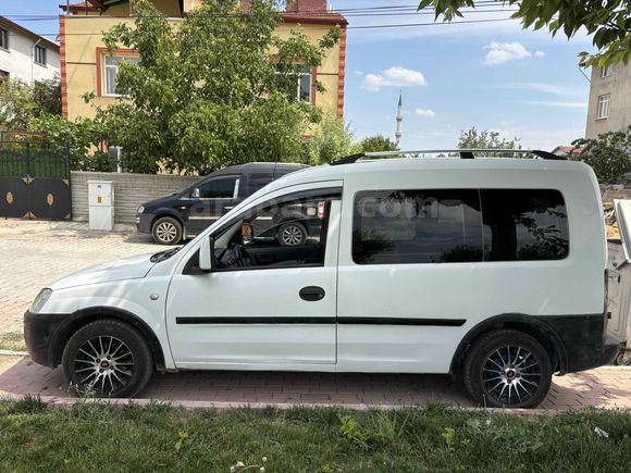 OTOMOBİL RUHSATLI / KLİMALI / TAVAN ORJİNAL 1.7 DTI COMBO