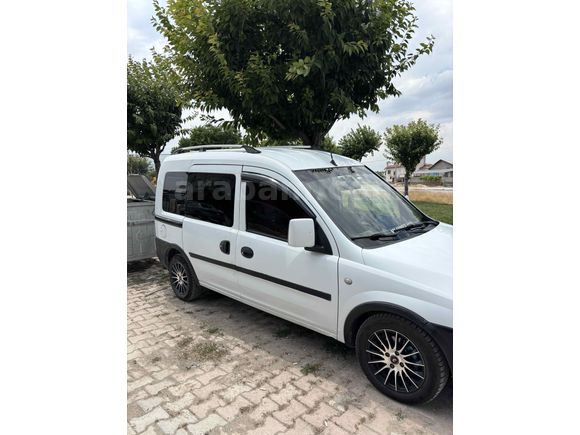 OTOMOBİL RUHSATLI / KLİMALI / TAVAN ORJİNAL 1.7 DTI COMBO