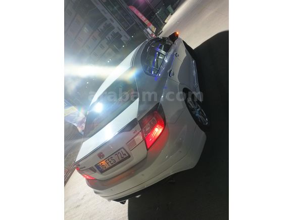 Sahibinden Honda Civic 1.6i VTEC Eco Elegance 2012 Model