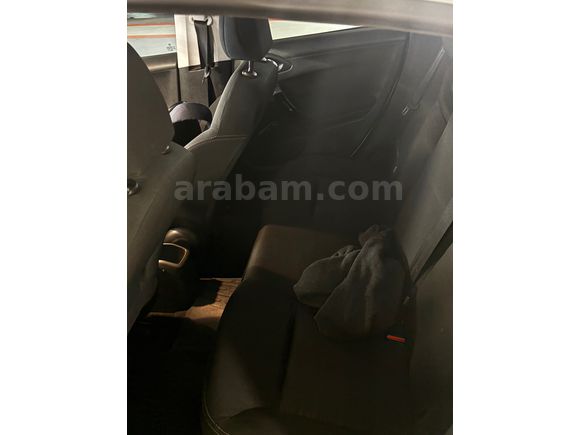 Peugeot 208 2015 150.000 KM