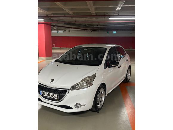 Peugeot 208 2015 150.000 KM