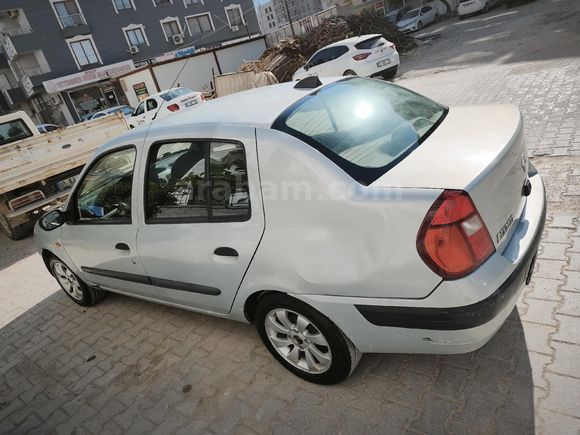 Sahibinden Renault Clio 1.4 2004 Model