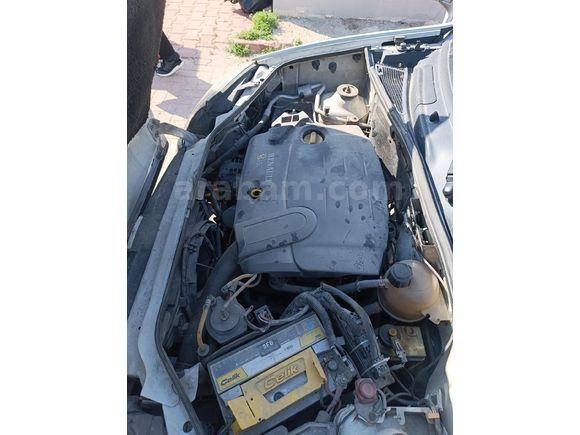2004 model çift sürgü tek kapak Kangoo