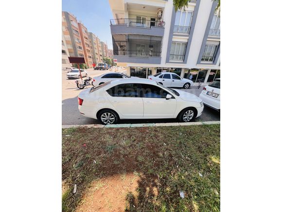 Sahibinden Skoda Octavia 1.6 TDI Style 2017 Model 