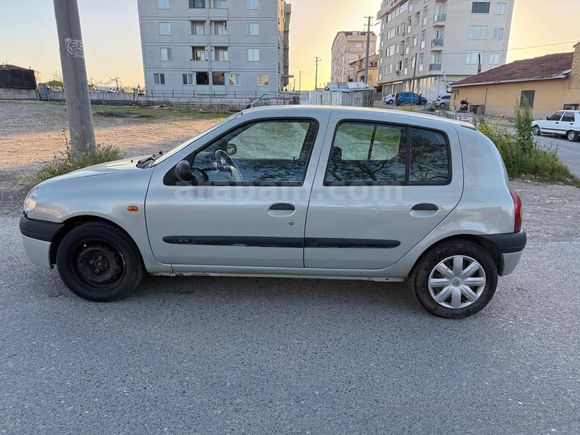 Sahibinden Renault Clio 1.4 RTA 2001 Model 