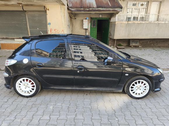 Peugeot 206 1.4 XT 2004 Sunrooflu
