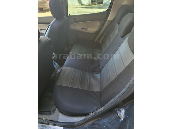 Peugeot 206 1.4 XT 2004 Sunrooflu