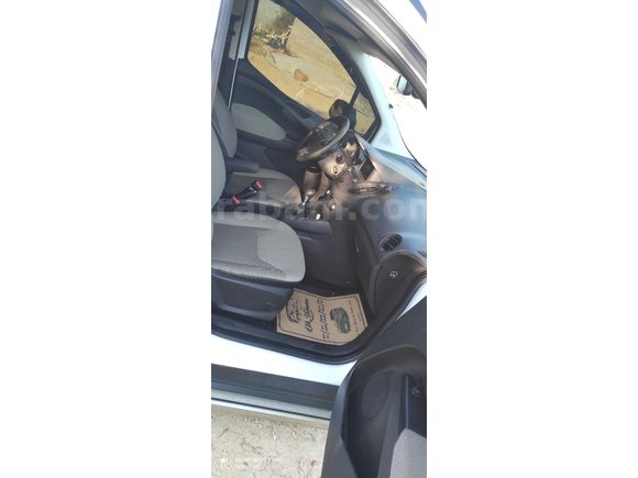 Sahibinden Ford Tourneo Courier 1.5 TDCi Titanium Plus 2020 Model