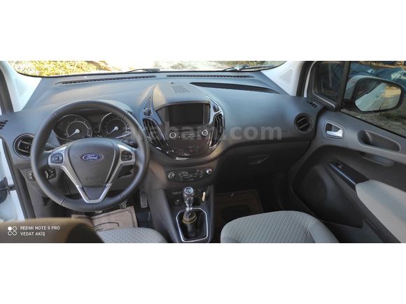 Sahibinden Ford Tourneo Courier 1.5 TDCi Titanium Plus 2020 Model