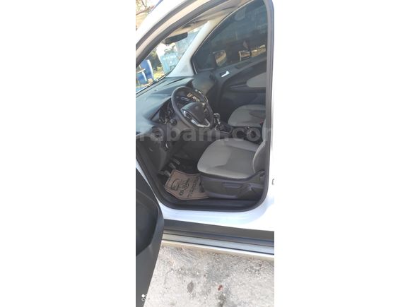 Sahibinden Ford Tourneo Courier 1.5 TDCi Titanium Plus 2020 Model