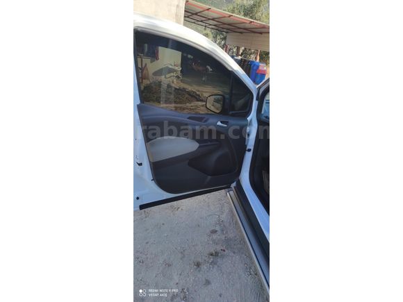 Sahibinden Ford Tourneo Courier 1.5 TDCi Titanium Plus 2020 Model