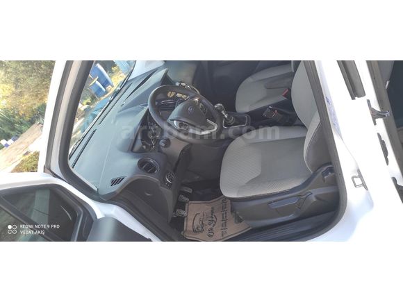 Sahibinden Ford Tourneo Courier 1.5 TDCi Titanium Plus 2020 Model