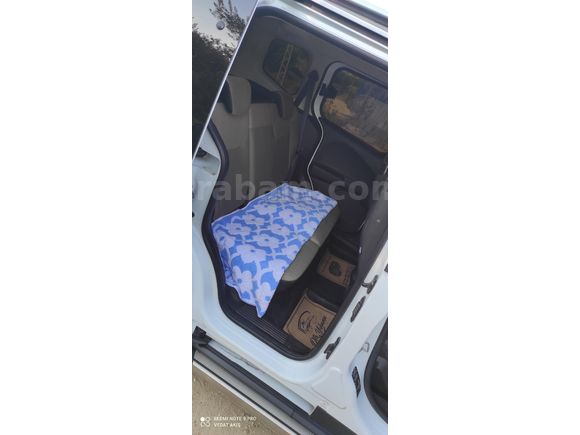 Sahibinden Ford Tourneo Courier 1.5 TDCi Titanium Plus 2020 Model