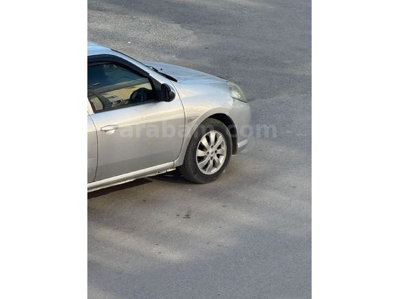 Sahibinden Renault Symbol 1.4 Expression 2011 Model  288.580 km Gri (Gümüş)