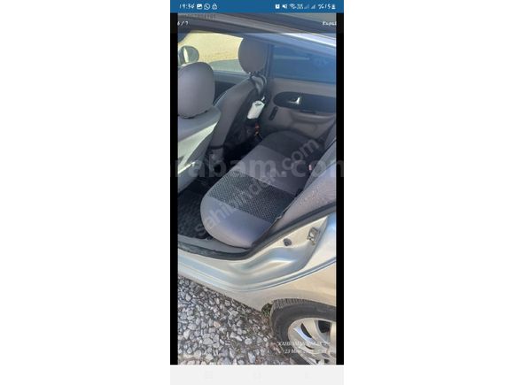 Sahibinden Renault Symbol 1.4 Expression 2011 Model  288.580 km Gri (Gümüş)