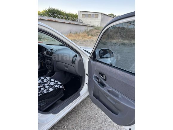Sahibinden Hyundai Accent 1.6 Admire 2006 Model 