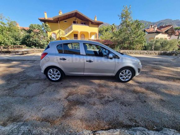 Sahibinden Opel Corsa 1.2 Essentia 2012 Model 