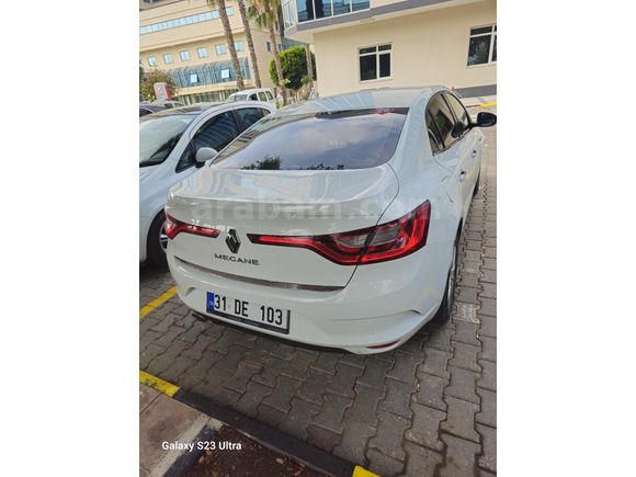 Sahibinden Renault Megane 1.5 Blue DCI Touch 2020 Model