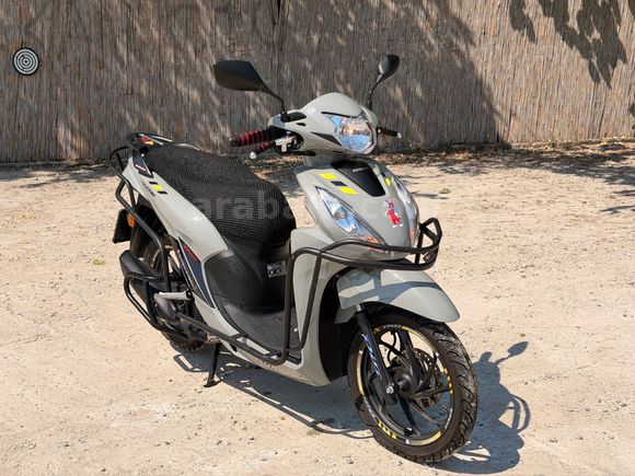 2500 km’de Sahibinden 2025 Anahtarsız Çalışma Honda Dio 
