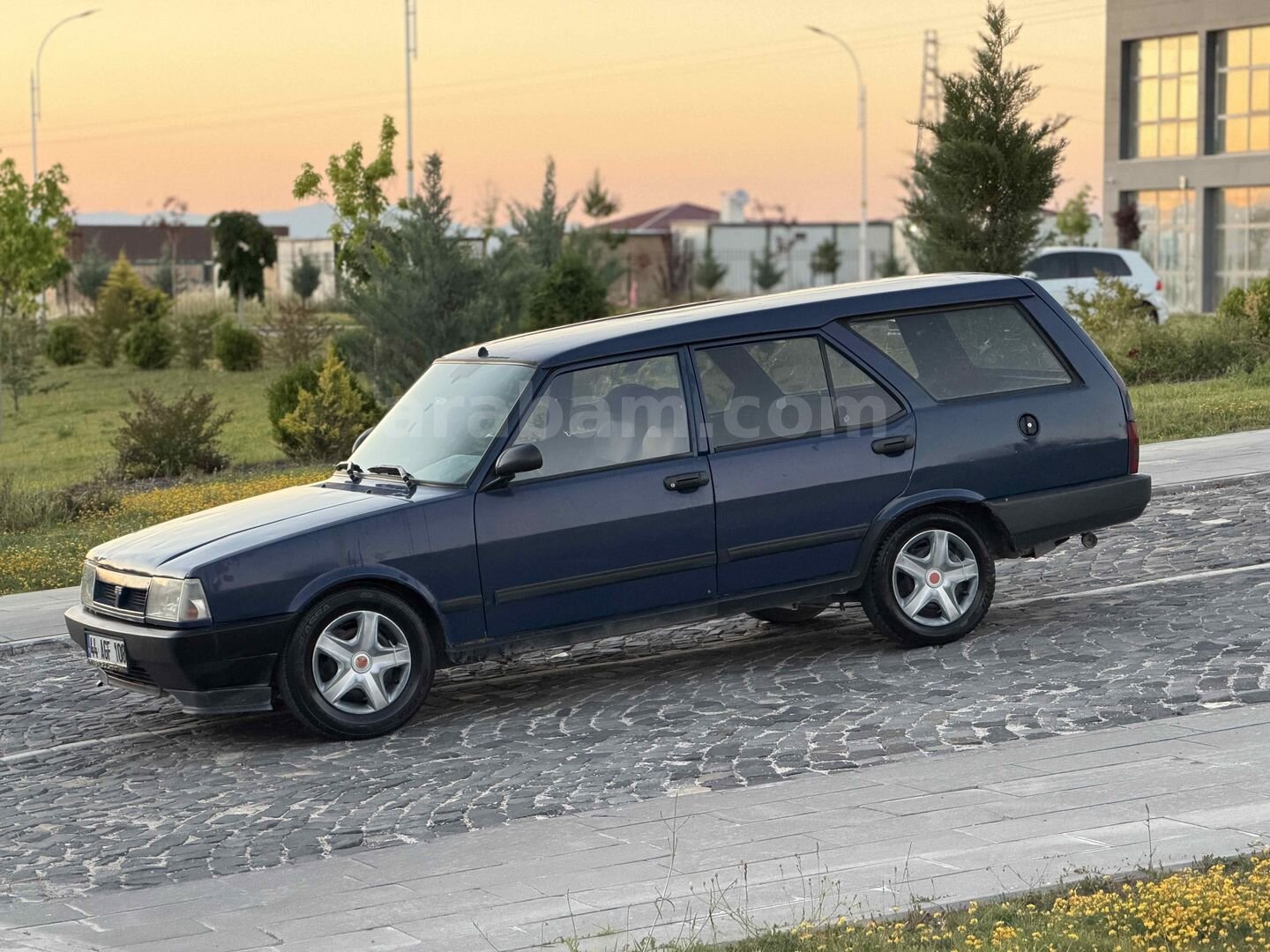Galeriden Tofaş Kartal S 1999 Model Malatya 94.000 km Lacivert 3