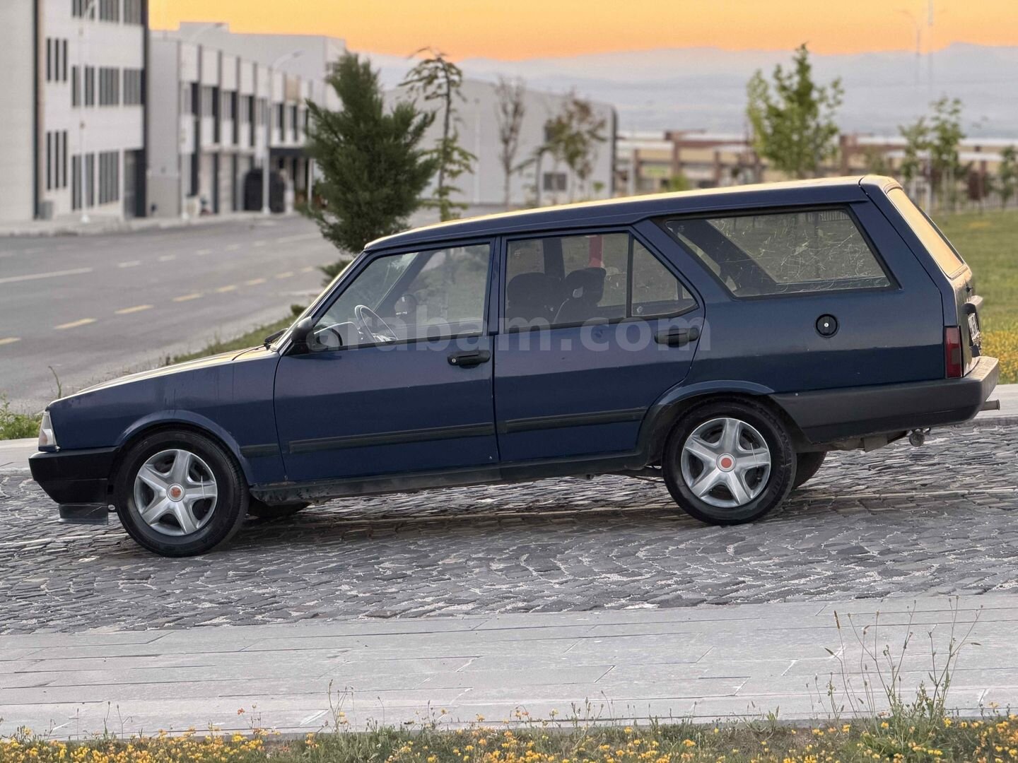 Galeriden Tofaş Kartal S 1999 Model Malatya 94.000 km Lacivert 4
