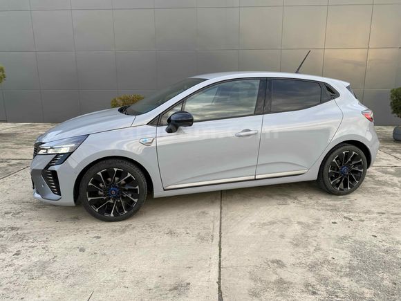 Sahibinden Renault Clio 1.0 TCe Techno Esprit Alpine 2024 Model 