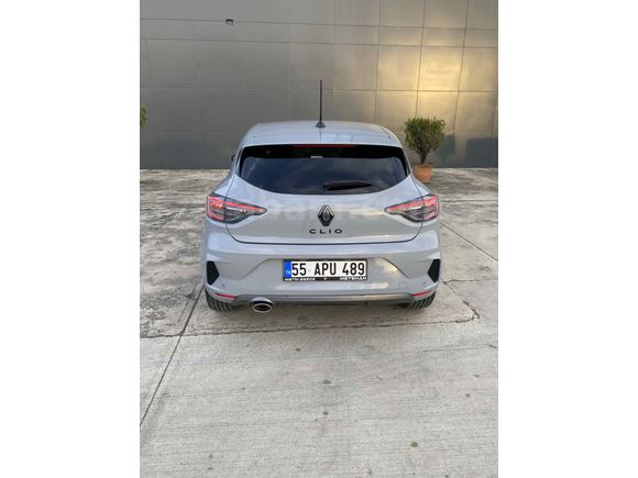 Sahibinden Renault Clio 1.0 TCe Techno Esprit Alpine 2024 Model 