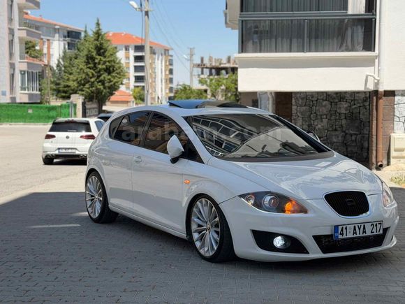 Sahibinden Seat Leon 1.6 TDI CR Style 2011 Model 