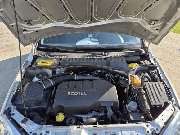 Sahibinden Opel Corsa 1.3 CDTI Essentia 2006 Model Antalya