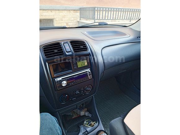 Sahibinden Mazda 323 1.5 1999 Model