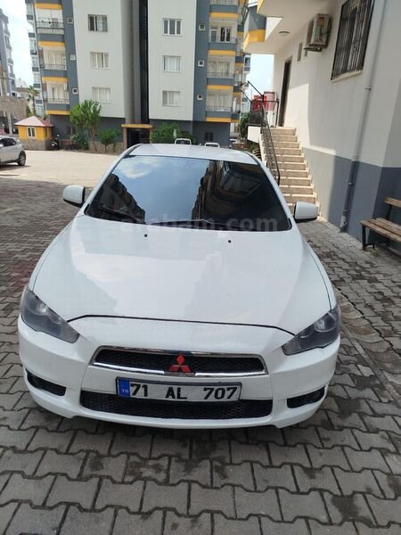 Sahibinden Mitsubishi Lancer 1.6 Invite 2011 Model Osmaniye 312.000 km Beyaz
