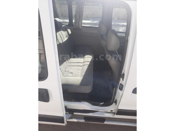 FIRSAT ARACI RENAULT KANGO 2003 MODEL MOTOR YENİ MUAYENE YENİ