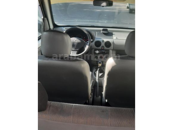 FIRSAT ARACI RENAULT KANGO 2003 MODEL MOTOR YENİ MUAYENE YENİ