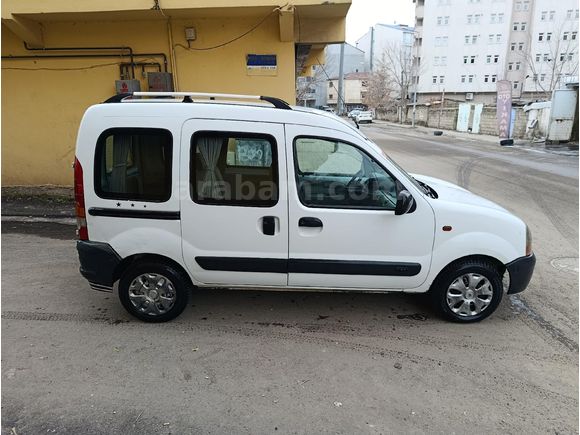 FIRSAT ARACI RENAULT KANGO 2003 MODEL MOTOR YENİ MUAYENE YENİ