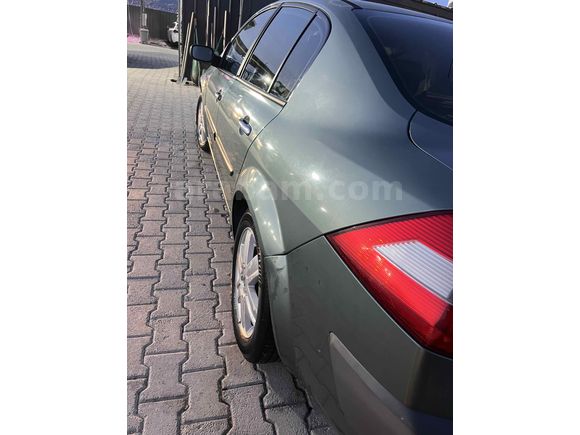 Sahibinden Renault Megane 1.6 Dynamique 2004 Model Malatya 225.000 km Yeşil