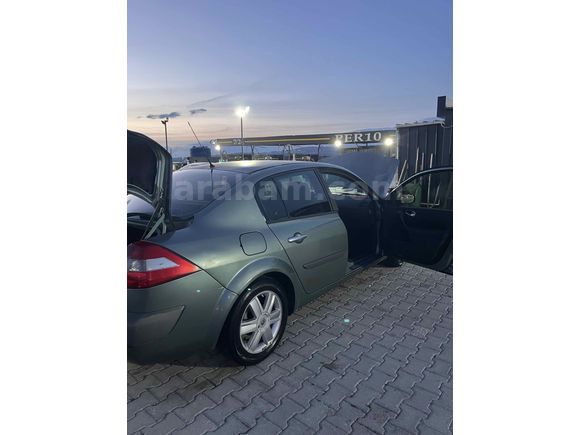 Sahibinden Renault Megane 1.6 Dynamique 2004 Model Malatya 225.000 km Yeşil