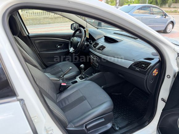 2012 Orjinal Renault Fluence 1.5 Dci 145.000 Km Dolusu Dynamique