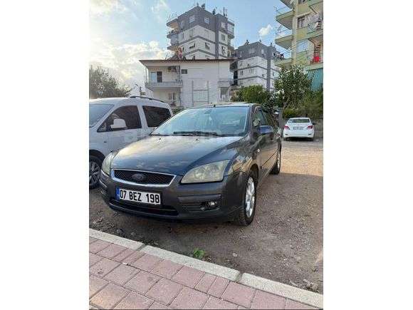 Acil Satılık Ford Focus 1.6 TDCi Ghia 2006 Model